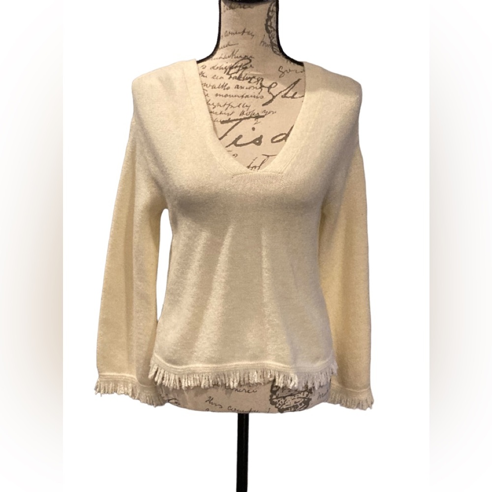 Anthropologie cozy  cream fringe sweater size XXSP